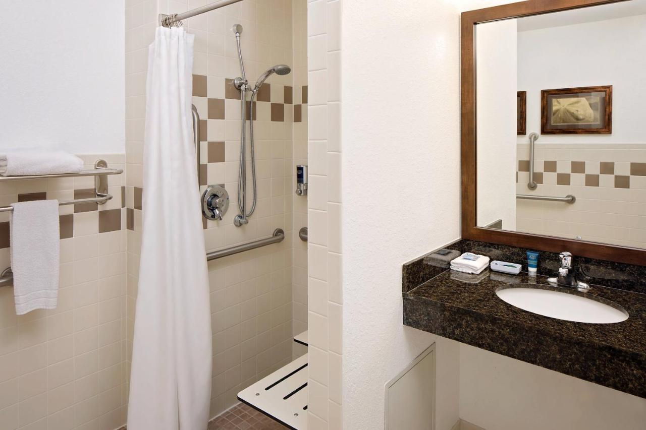 Four Points By Sheraton Fort Myers Airport Esterno foto